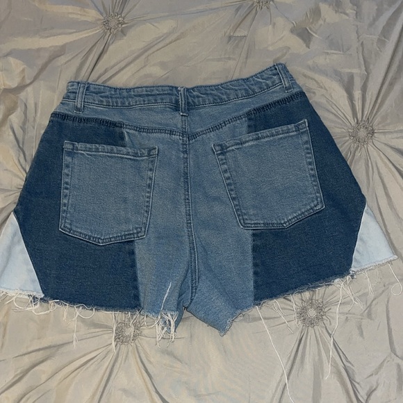 SO Goods For Life Shortie Mixed Denim Jean Shorts - Picture 3 of 6